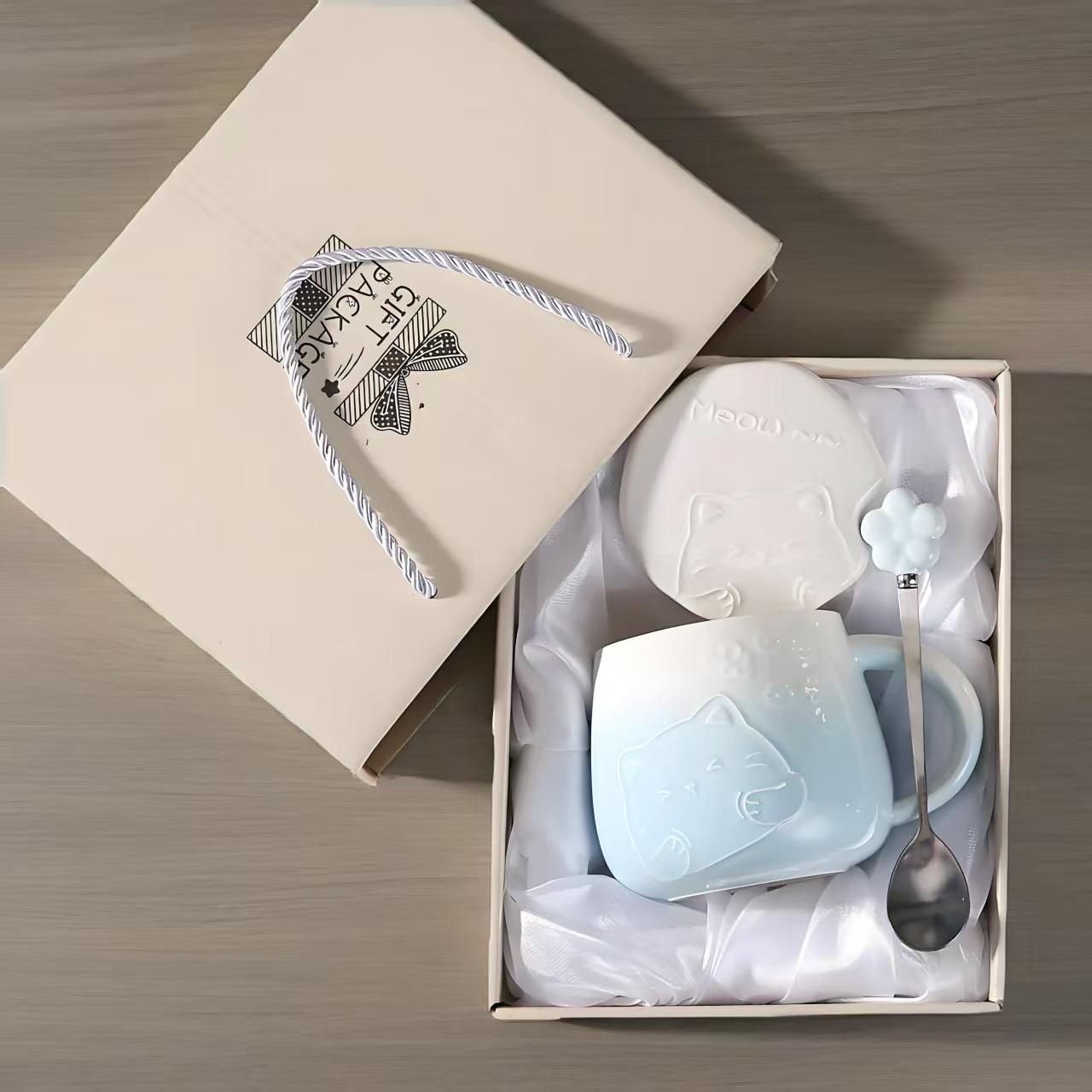 Blue Gradient Cat Ceramic Mug with Lid and Spoon - 400ml Porcelain Coffee Cup - Adorable 3D Cat Design, Pastel Colour, Gift Box Included - Ideal for Home, Office, or as a Present for Women and Cat Lovers - Image 1
