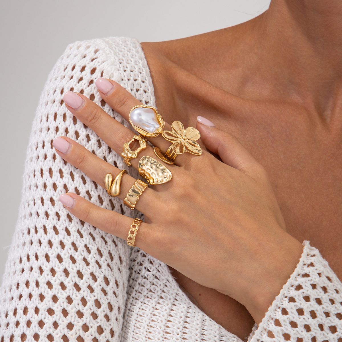 7-Piece White Liquid Lava Flower Stacking Open Rings Set with Imitation Pearls & Geometric Dripping Oil - Hollow Joint Knuckle Ring for Women - Image 1