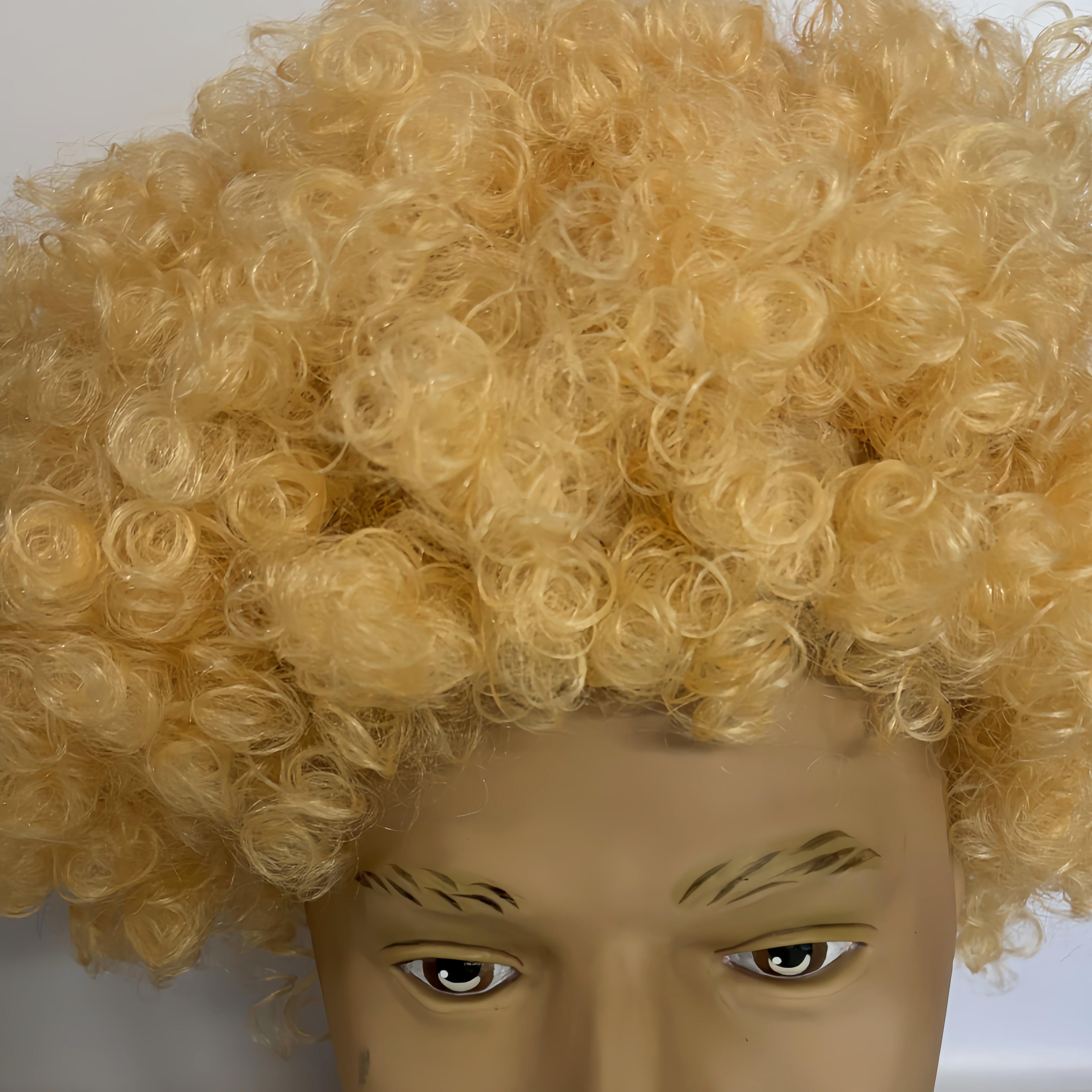 Large gold Afro wig - Image 5