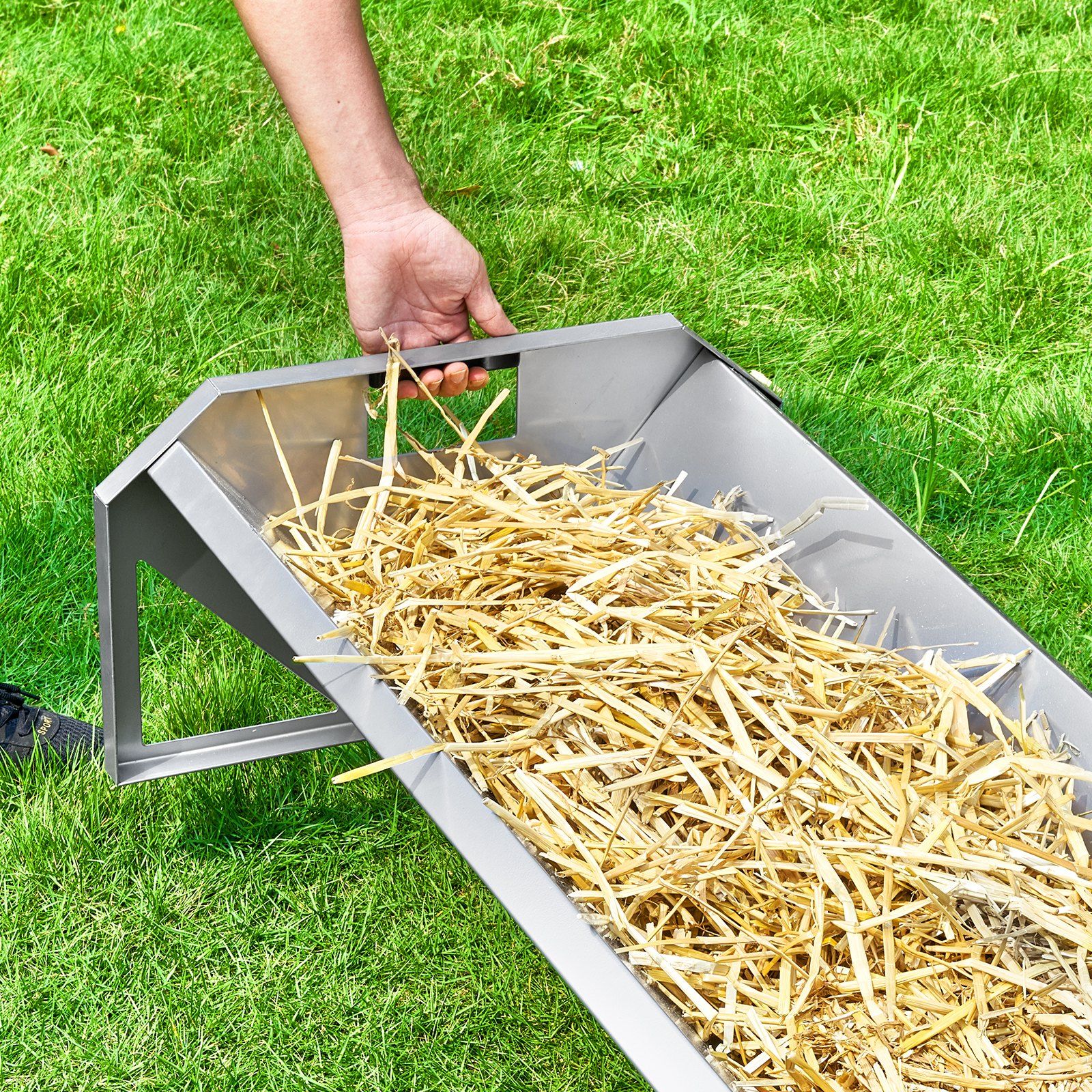 Livestock Feeding Trough, 22 Gallon Capacity, 45