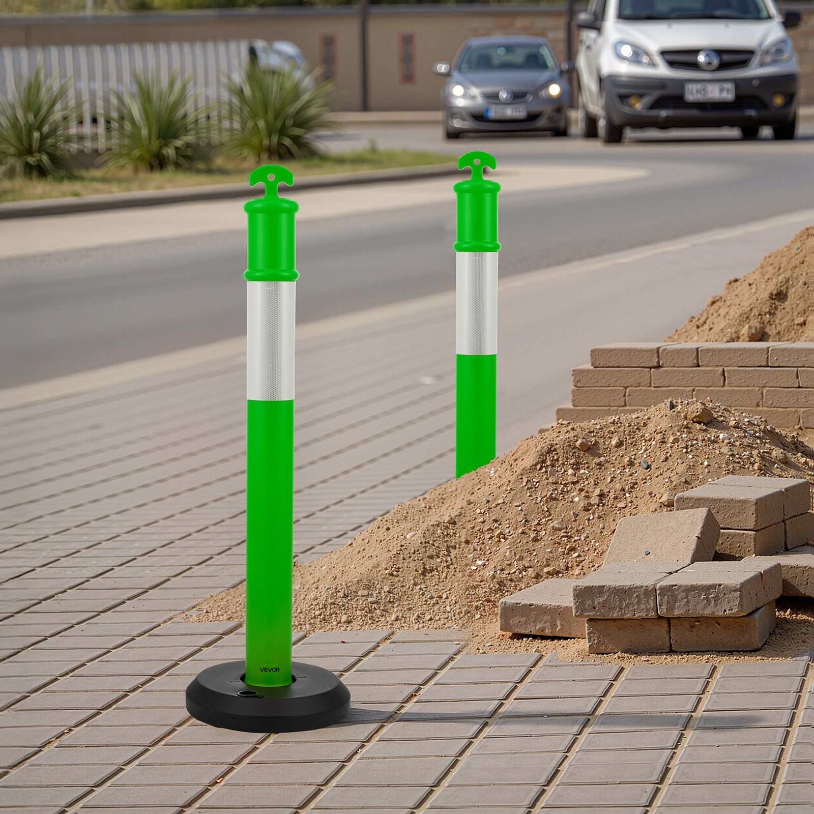 3 Pack Traffic Delineator Posts, 1140 mm Traffic Safety Cones with Fillable Base and Reflective Strips, Heavy Duty Delineator Posts for Construction Site, Parking Lot, Crowd Control, Green - Image 8